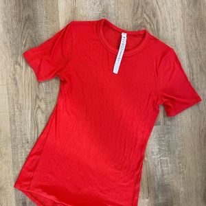Lululemon Held tight tshirt